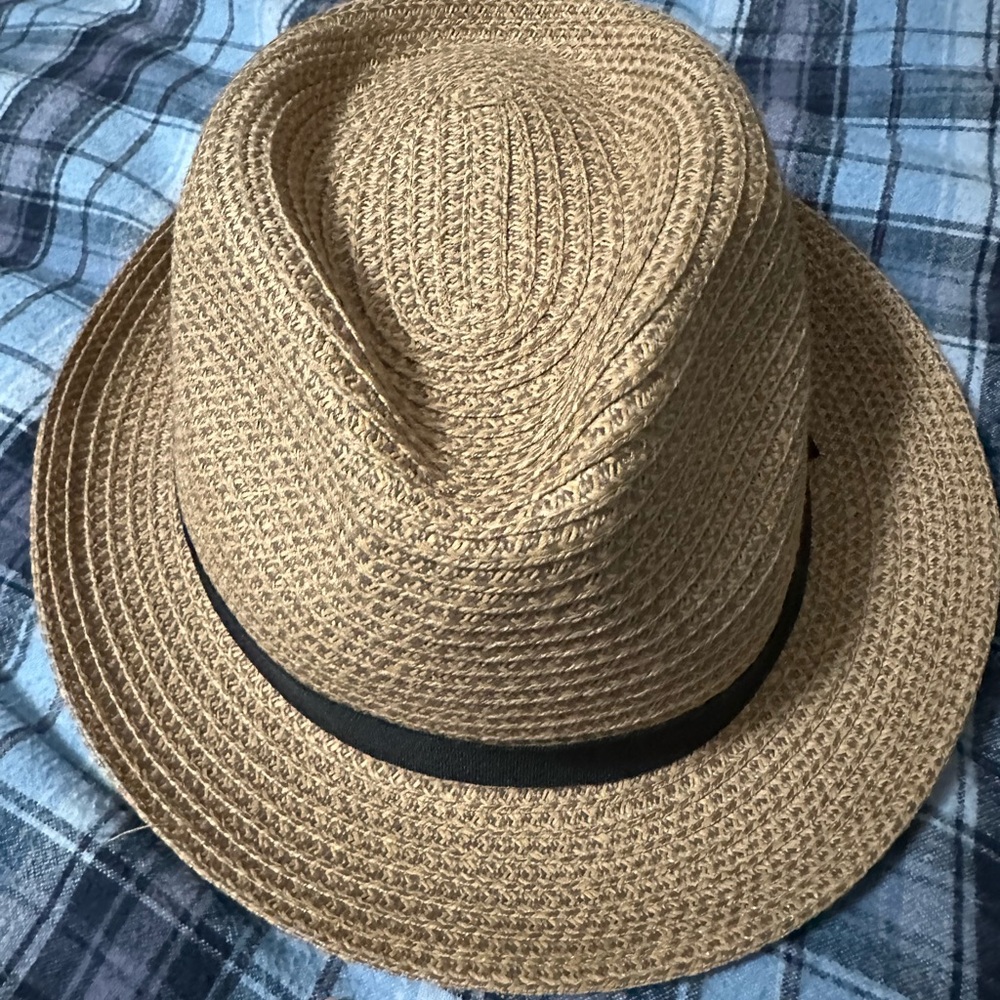 Stylish hat - Picture 4 of 5